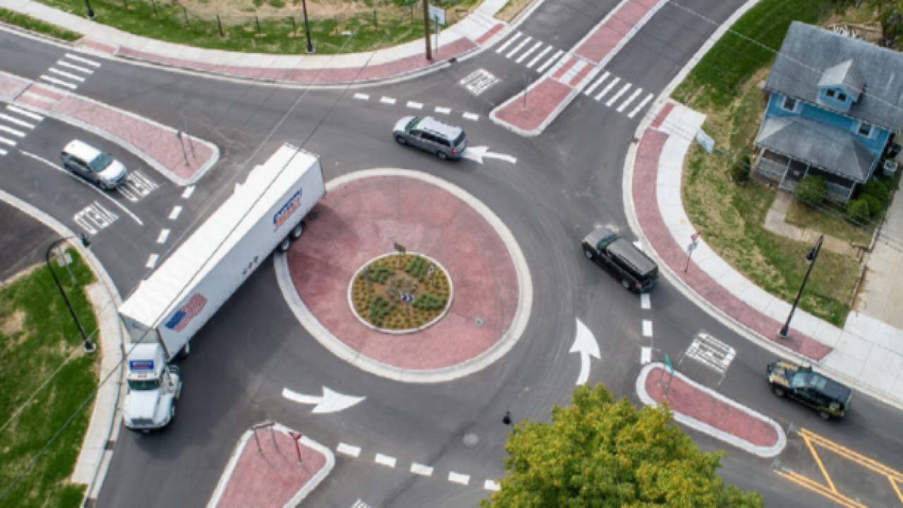roundabout-intersection-engineering-traffic control-transportation design
