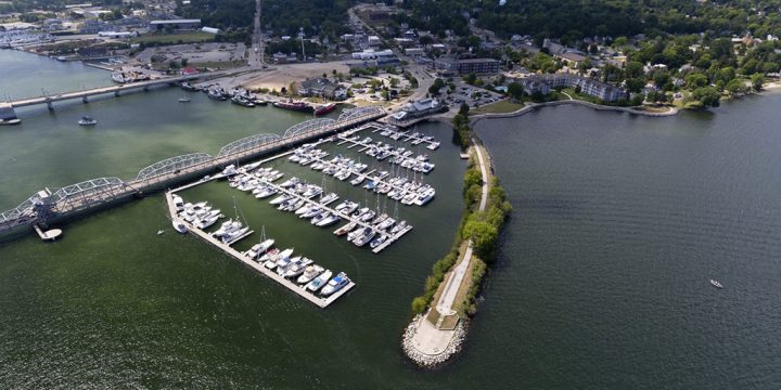 Sturgeon Bay_Wisconsin_Harbor Bay Marina