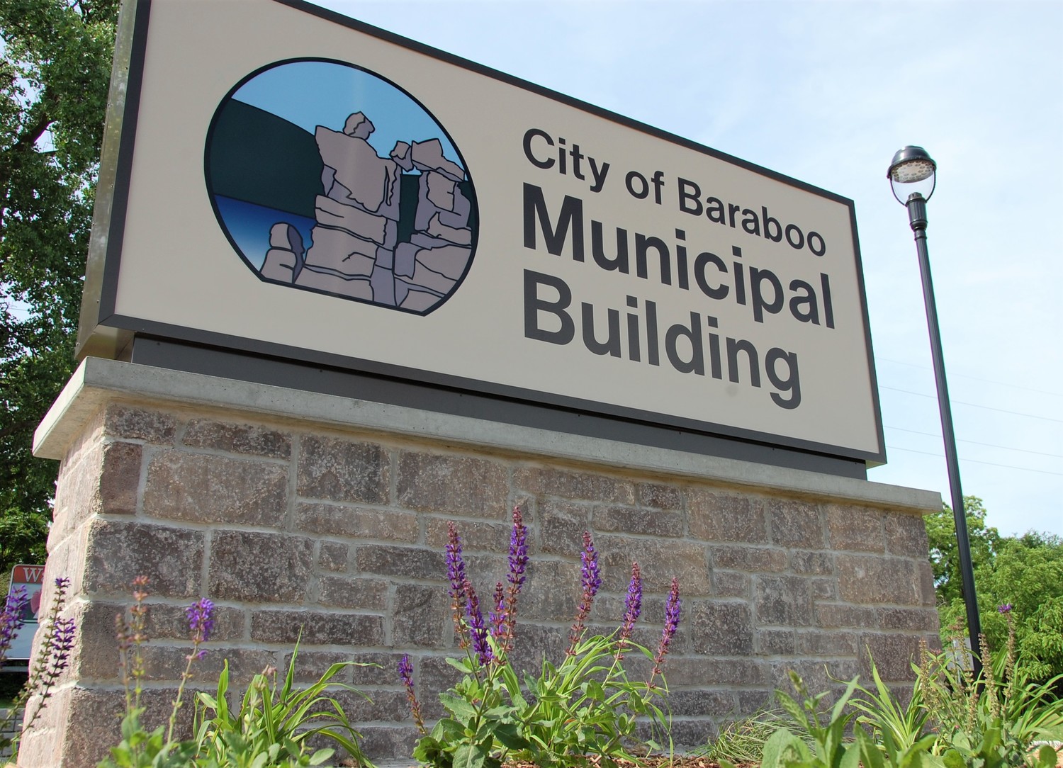 Baraboo_Police_Station_Municipal Building Sign