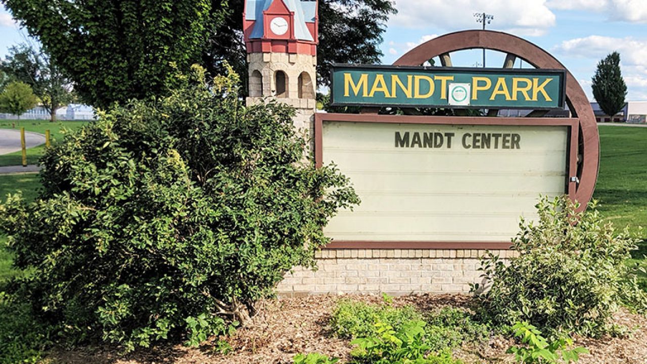Mandt Park Entrance Sign