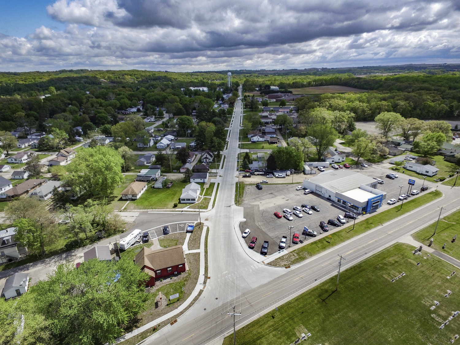 Drone photograph of reconstructed Wacker Road in Savanna, Illinois, with improved surface, ADA compliance, school access and utilities.