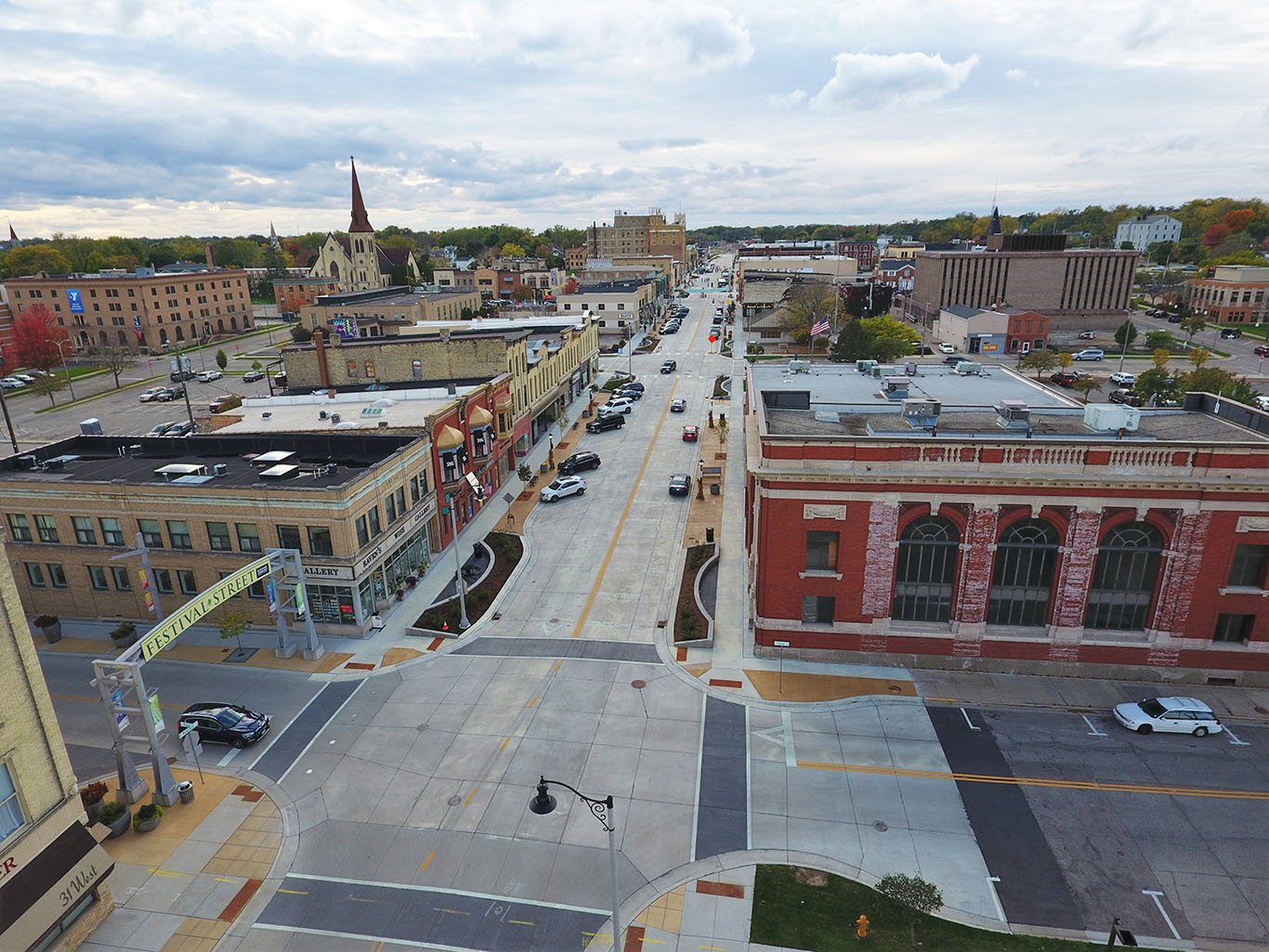 Aerial view of the reconstruction of downtown Janesville, Wisconsin, with enhanced pedestrian safety, ADA compliance, streetscaping, new roadway and utilities.