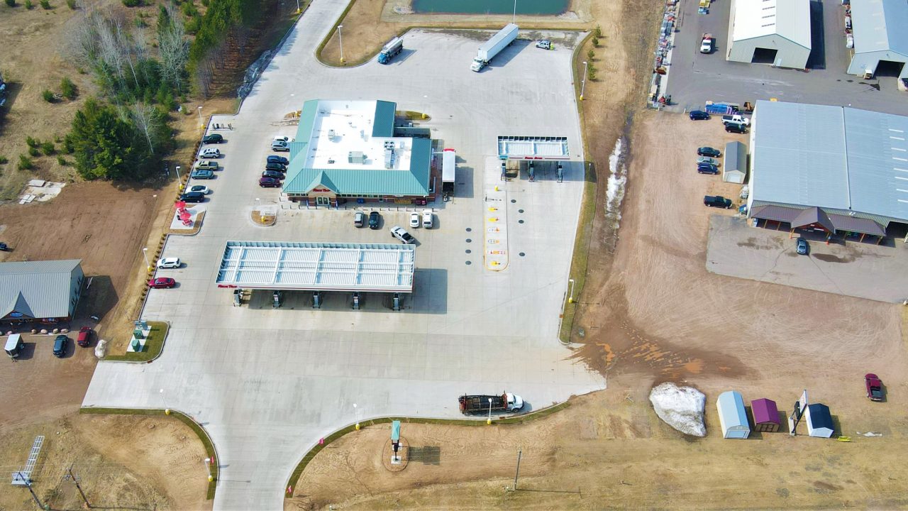 Aerial photograph of convenience store and gas station in Wisconsin